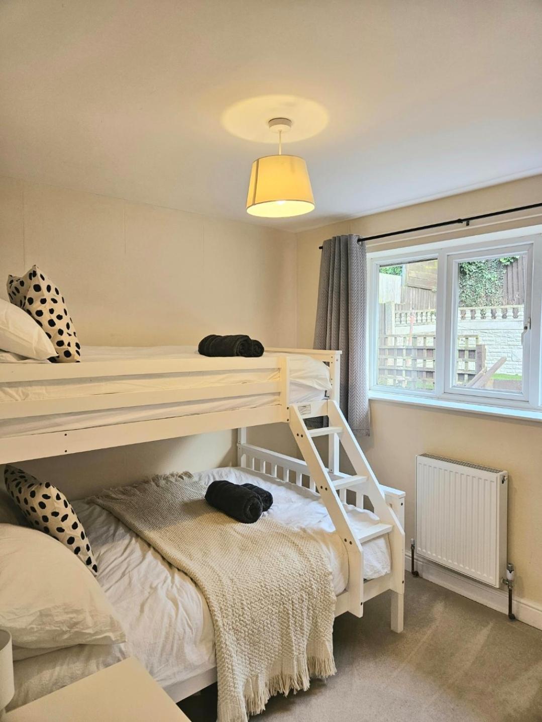 Cosy In The Peak Apartment Glossop